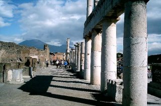 94  320x240 scavi pompei 9 Un viaggio straordinario negli scavi di Pompei